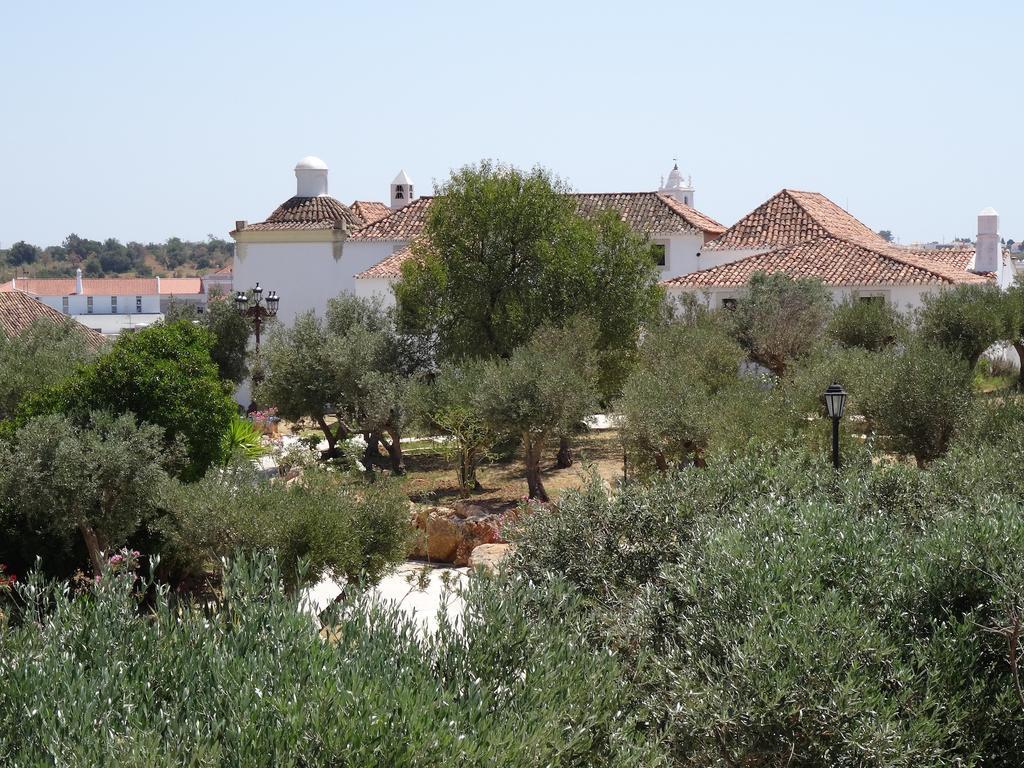 Hotel De Charme Capela Das Artes Armação de Pêra Buitenkant foto